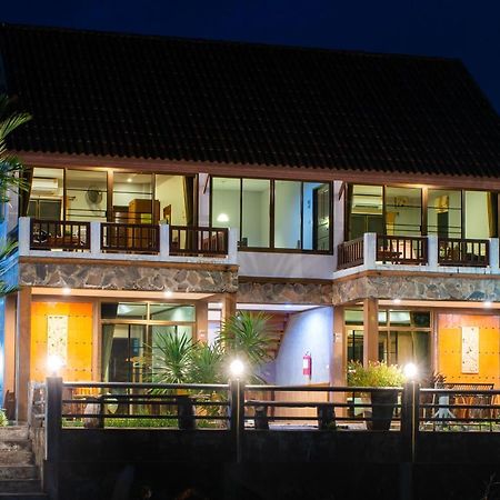 Baanrimnam Resort Trat Exterior foto