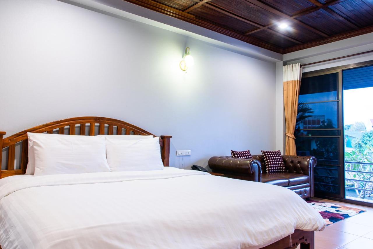 Baanrimnam Resort Trat Exterior foto